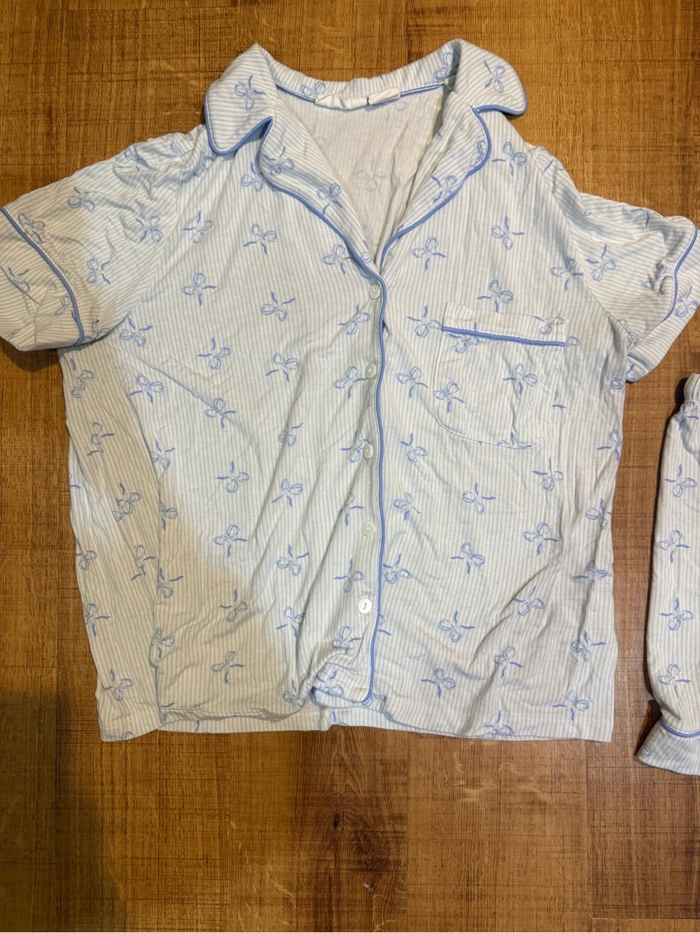 Striped & Bow Print Pajama Set - Picture 4 of 5